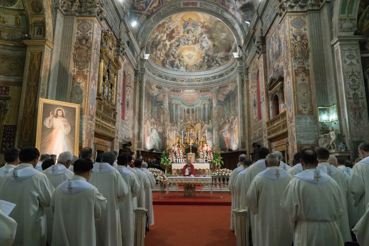 An early 7:30 a.m. Mass of the Holy Spirit celebrated by the Vicar General of the Congregation, Fr. Jim Grummer, SJ. The delegates prayed for the gifts of the Holy Spirit before electing the Superior General of the Society of Jesus.