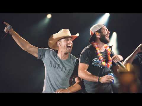 Dustin Lynch || Very Hot Summer Tour Part 1!