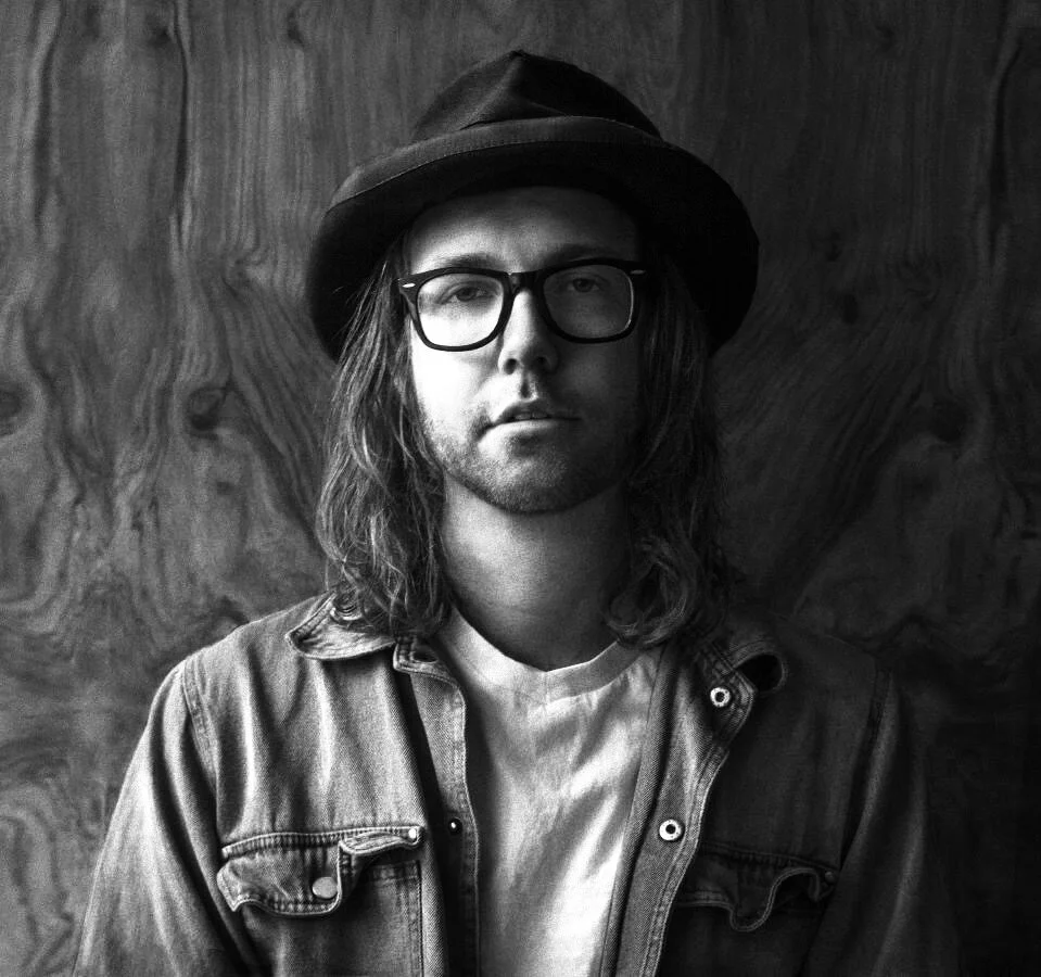 Episode 084 - Aaron Lee Tasjan