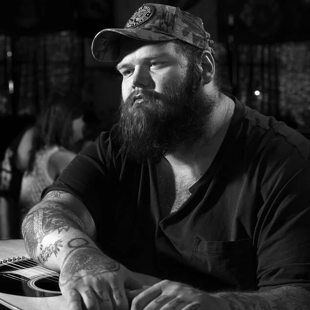 Episode 032 - John Moreland