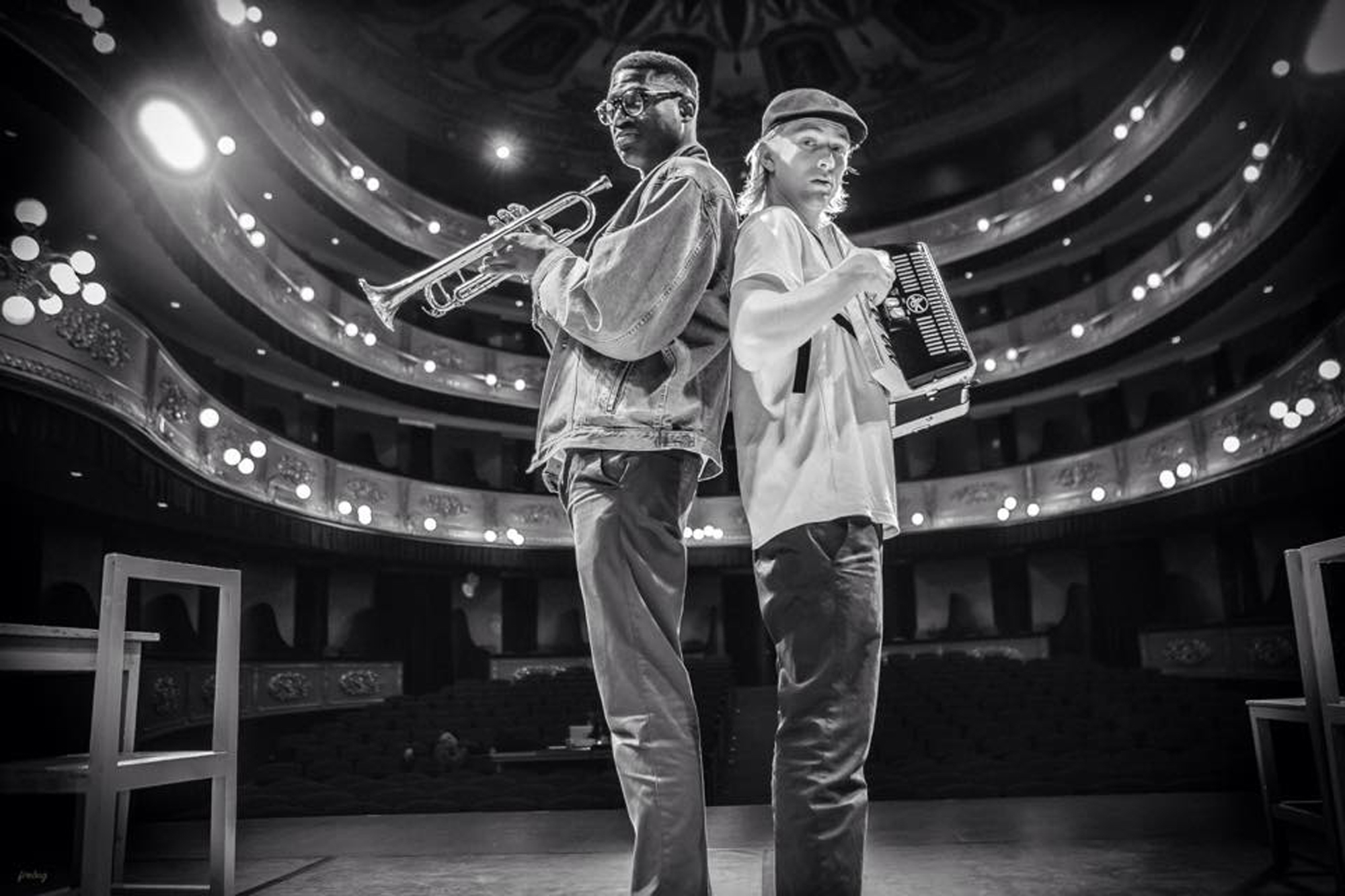 Mark Kavuma and Danny Wallington - The Suit Tour (Peter Brooke) 2015 