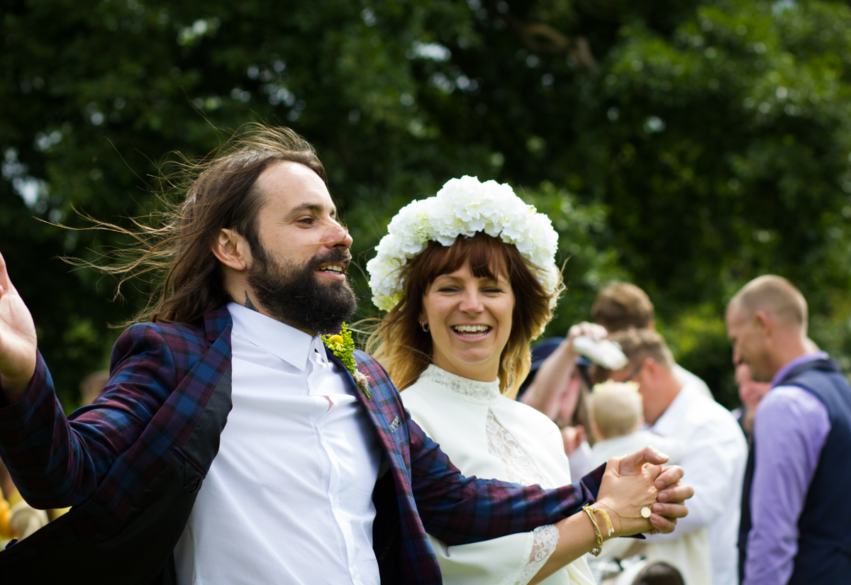 An outdoor ceremony at Bawdon Lodge Farm, Leicestershire