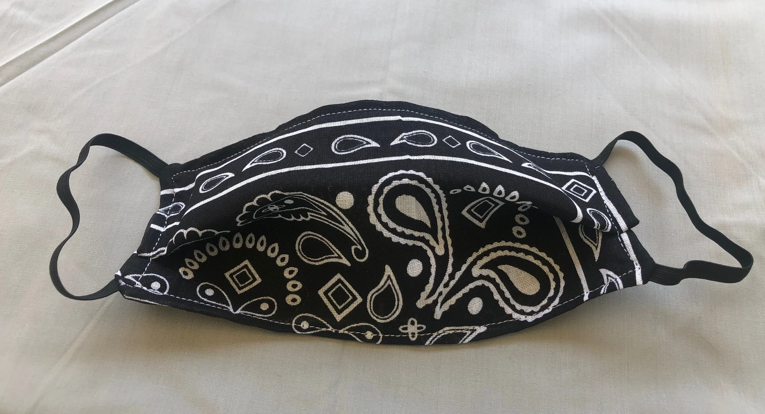 SUMMER BLACK BANDANA