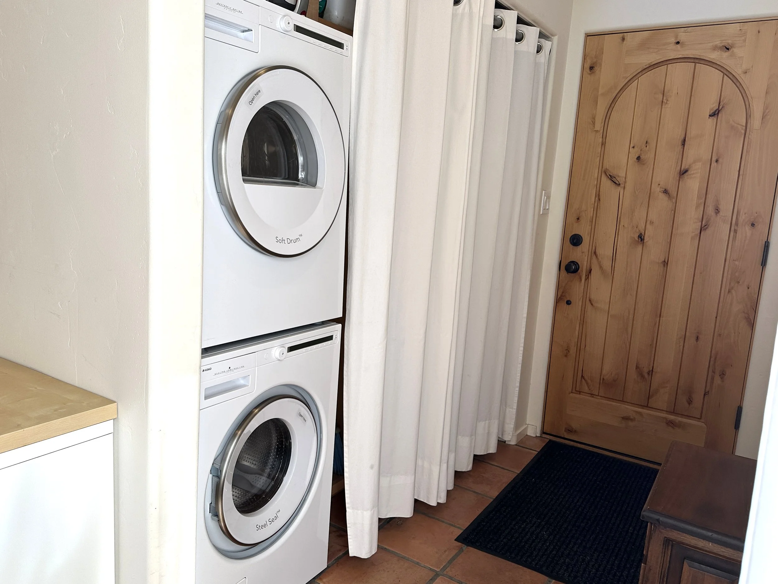 12-Laundry.JPG