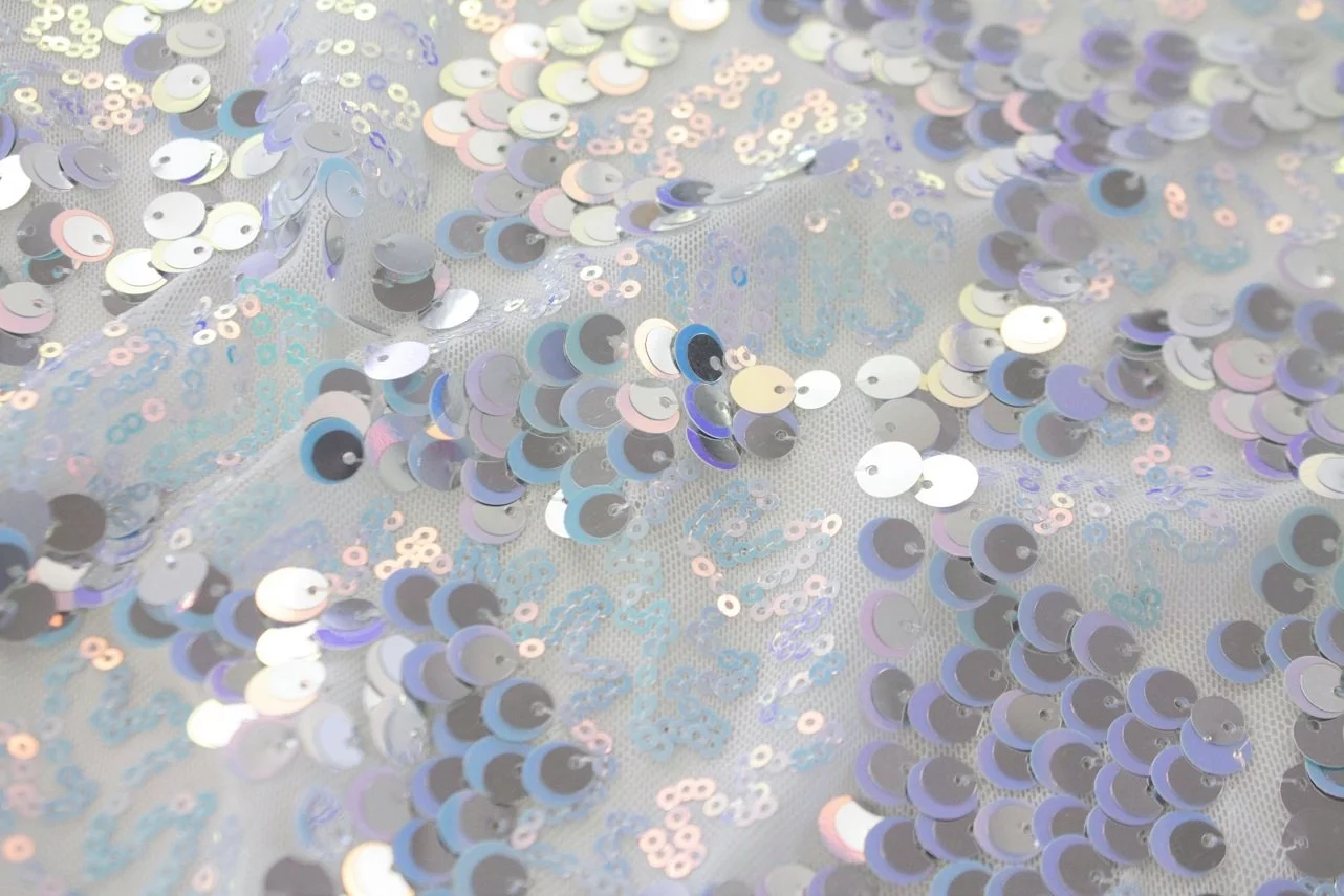 Fame White SilverHolo.JPG