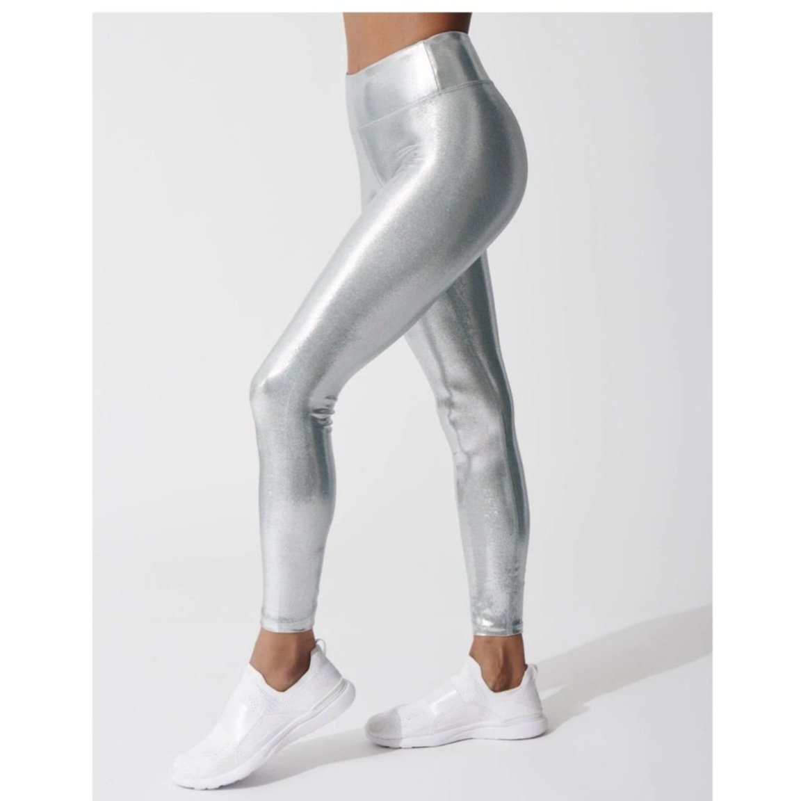 White/Silver by Heroine Sport