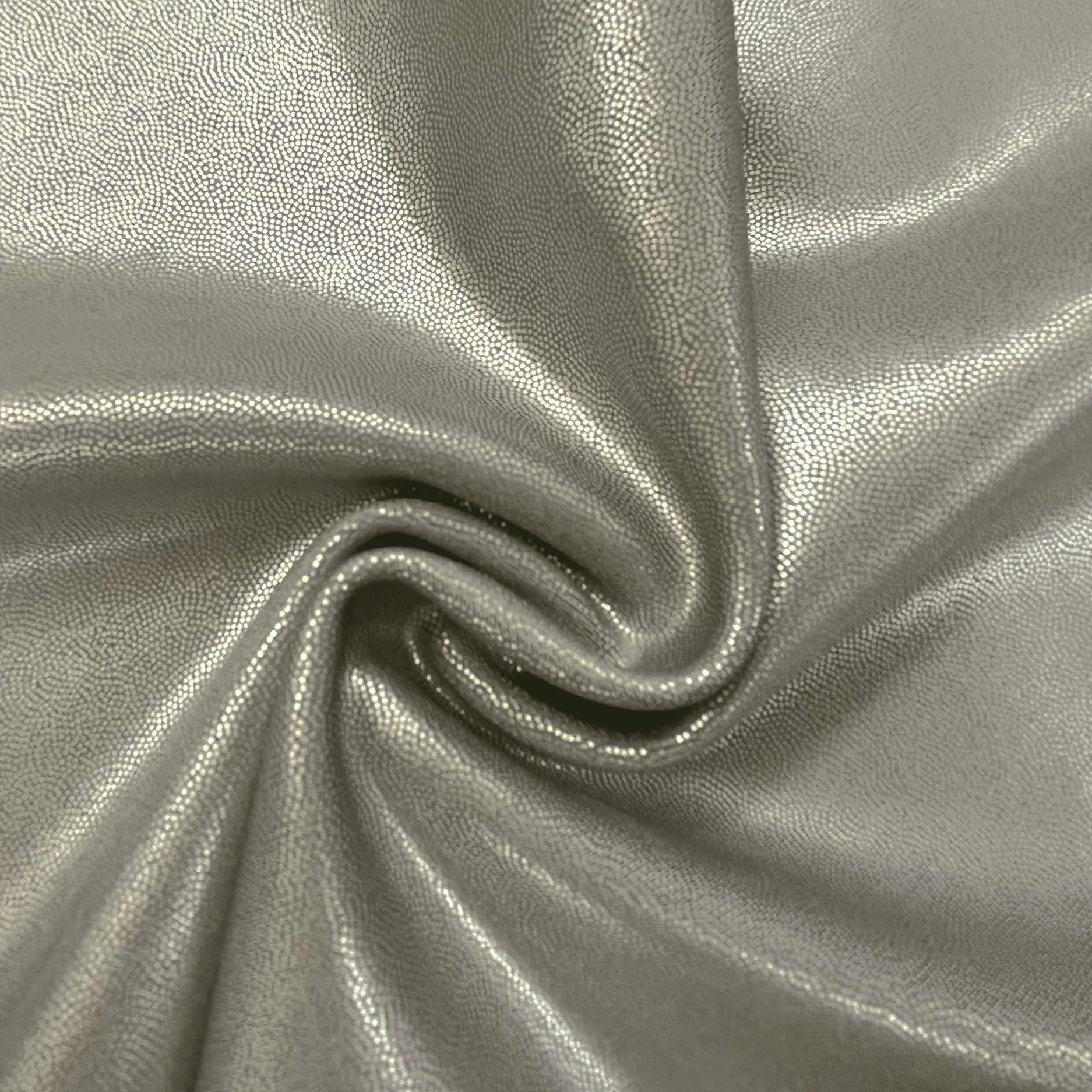 Platinum/Silver Pearl