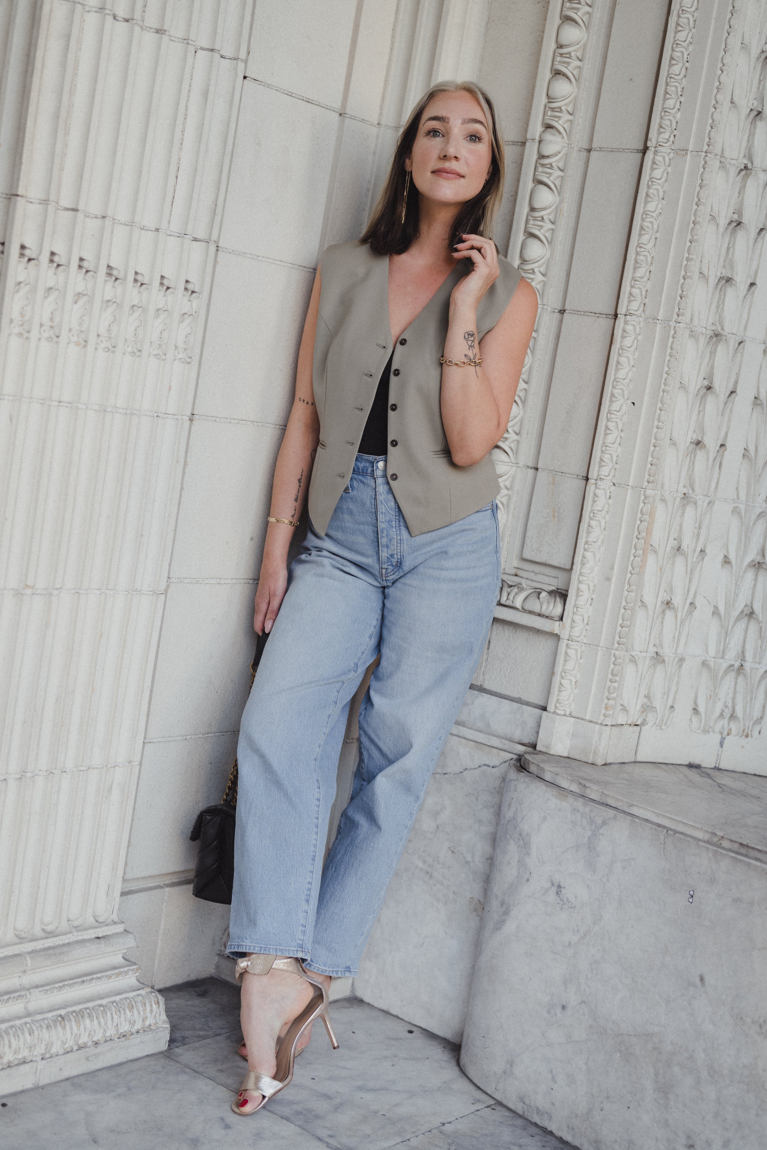 The Grey Edit Photo - Anna Dunbar - Portrait Session - Downtown-Pioneer Square-10.jpg