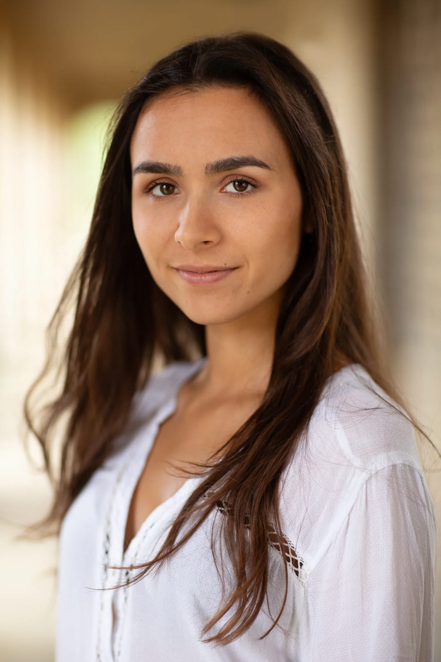 Should an actor’s headshots be black and white or colour? Blog