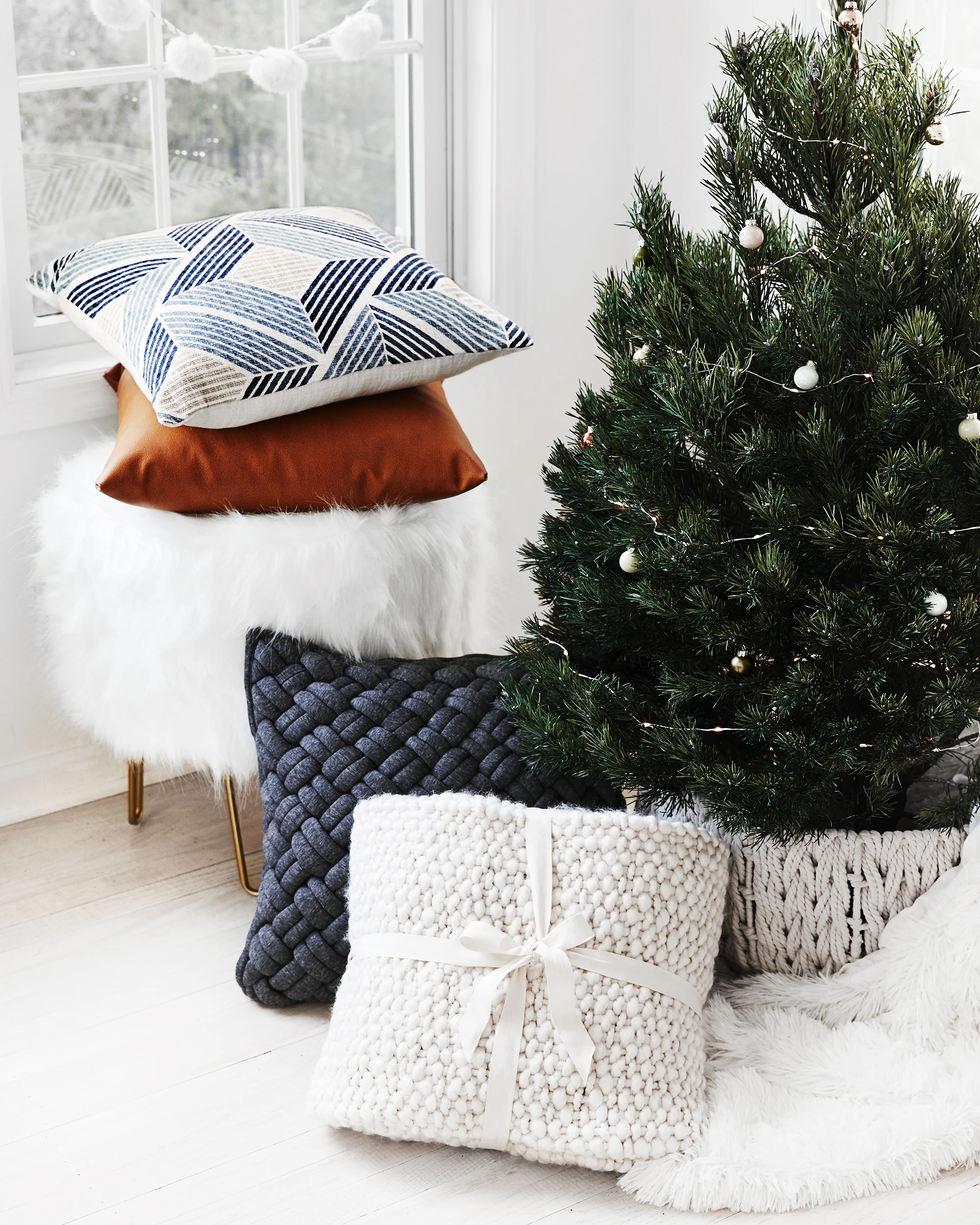 BetterHappierGiftGuide2018_Burrow_0645.jpg