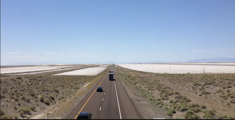 Palm Springs desert interstate.jpg