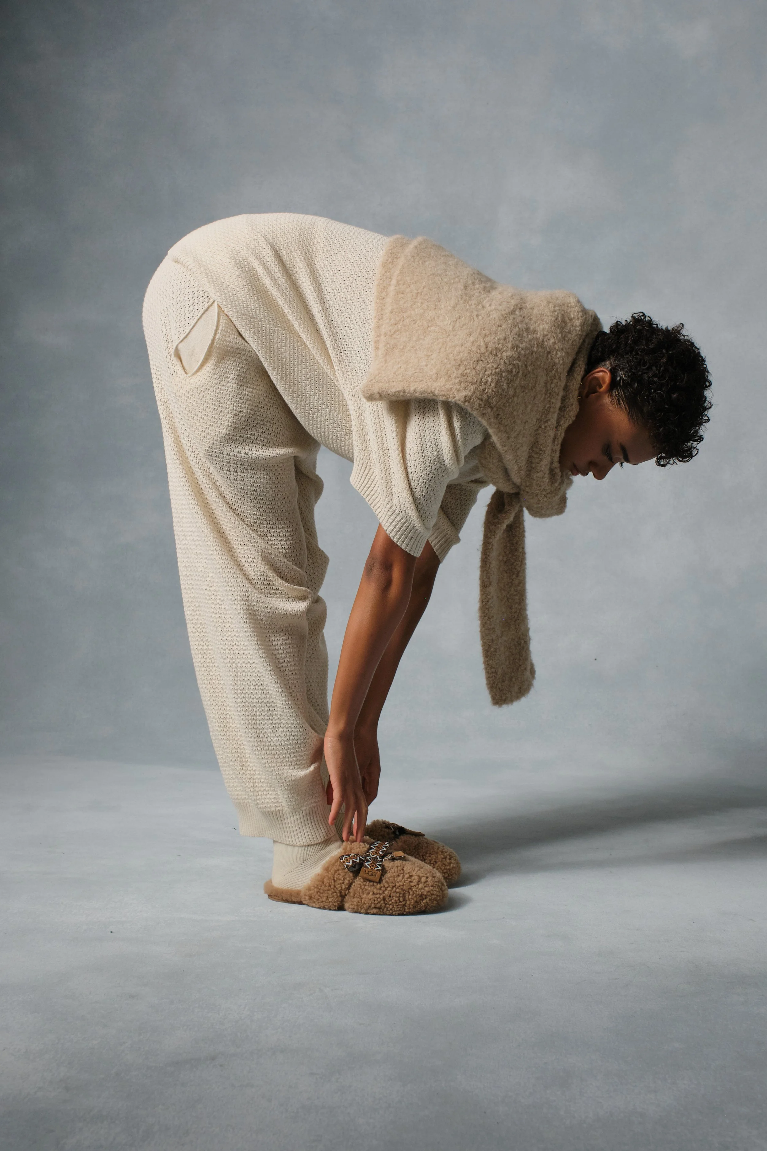 20250821_UGG_Nordstrom_MRFS25-M-Neumel-Era-117111-DRKT-On-Figure_00811.jpg
