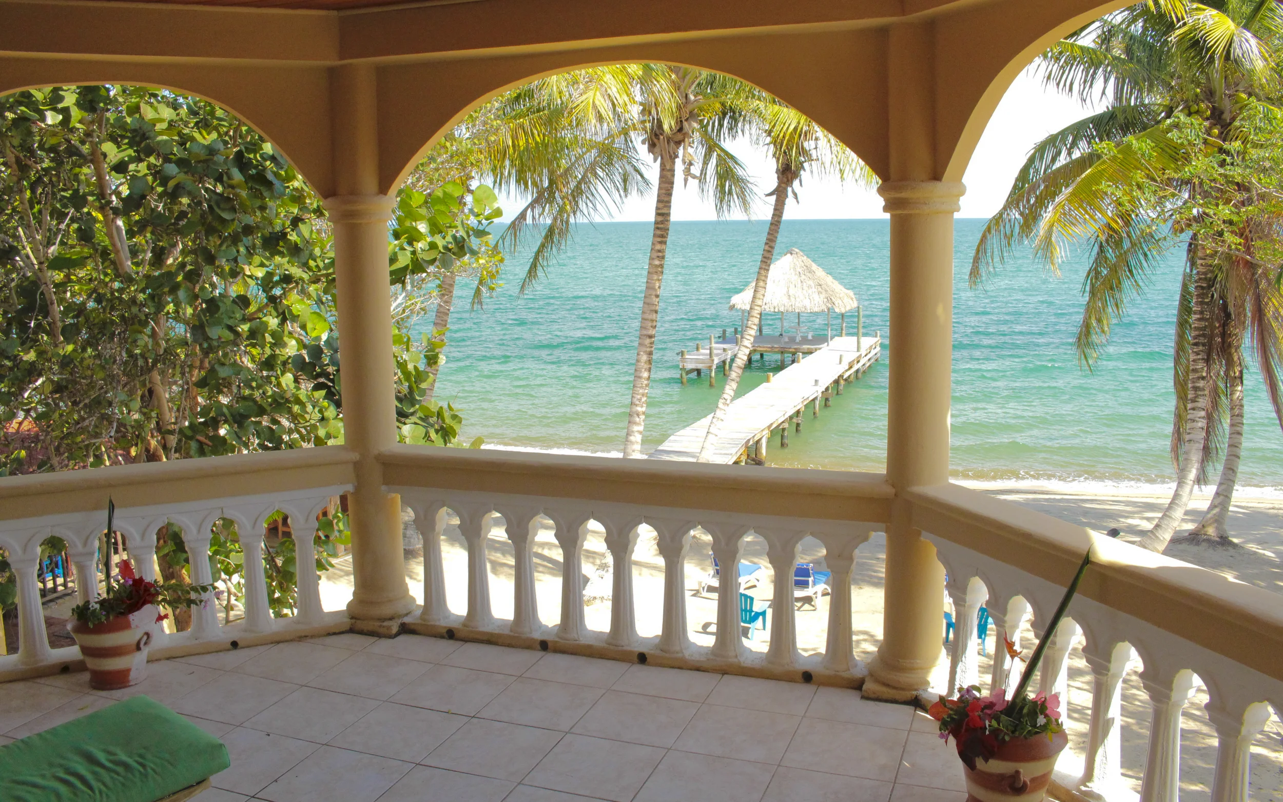 Sit on the porch and enjoy the ocean breeze, or relax on the dock.