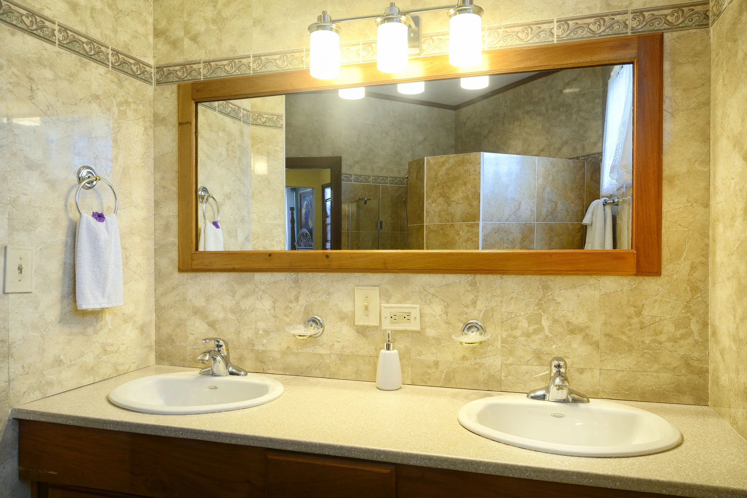 Lower mirror.jpg