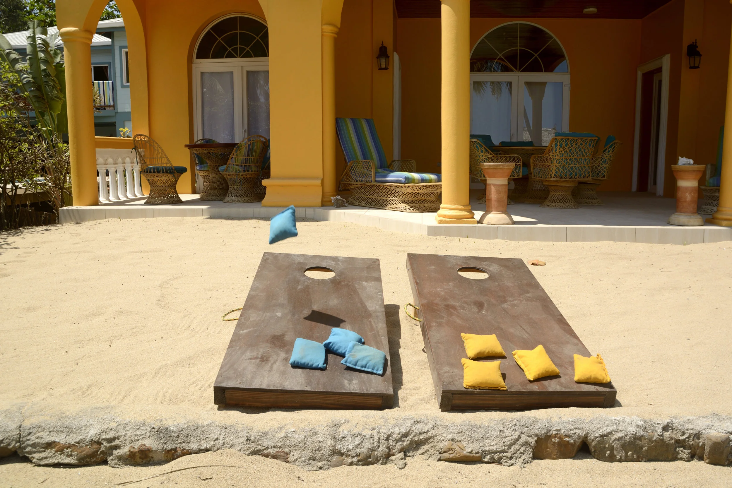 cornhole game2.jpg