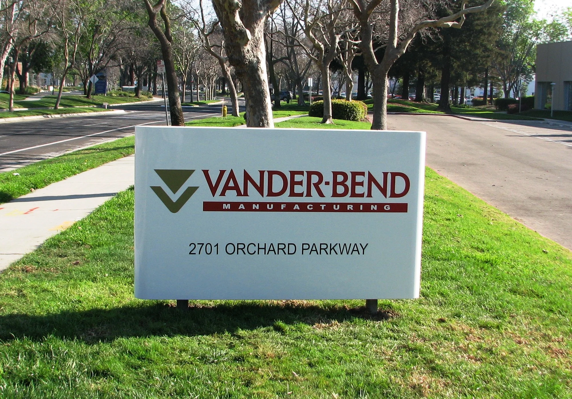 Women in Hardware SF Factory Tour: Vander-Bend Manufacturing