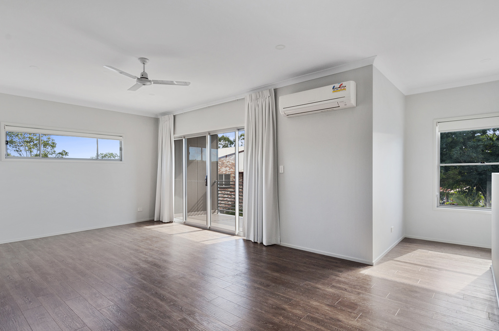 003_Open2view_ID410235-2_Carnavon_Court__Oxenford__Gold_Coast_.jpg