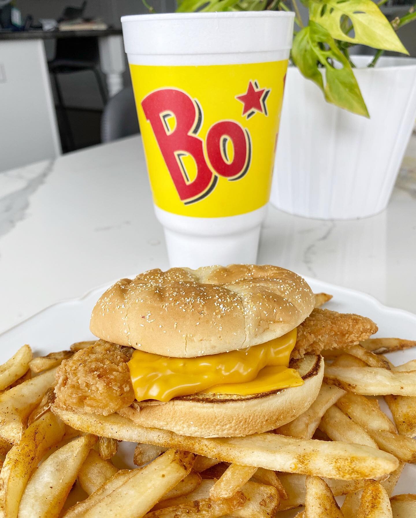 We may have had to explain fish Fridays to @taxpug, but luckily the @bojangles Bojangler is a universal love language. Fluffy bun, crispy fish breaded with a kiss of the famous @bojangles Cajun seasoning, tangy tartar sauce...what more could you want