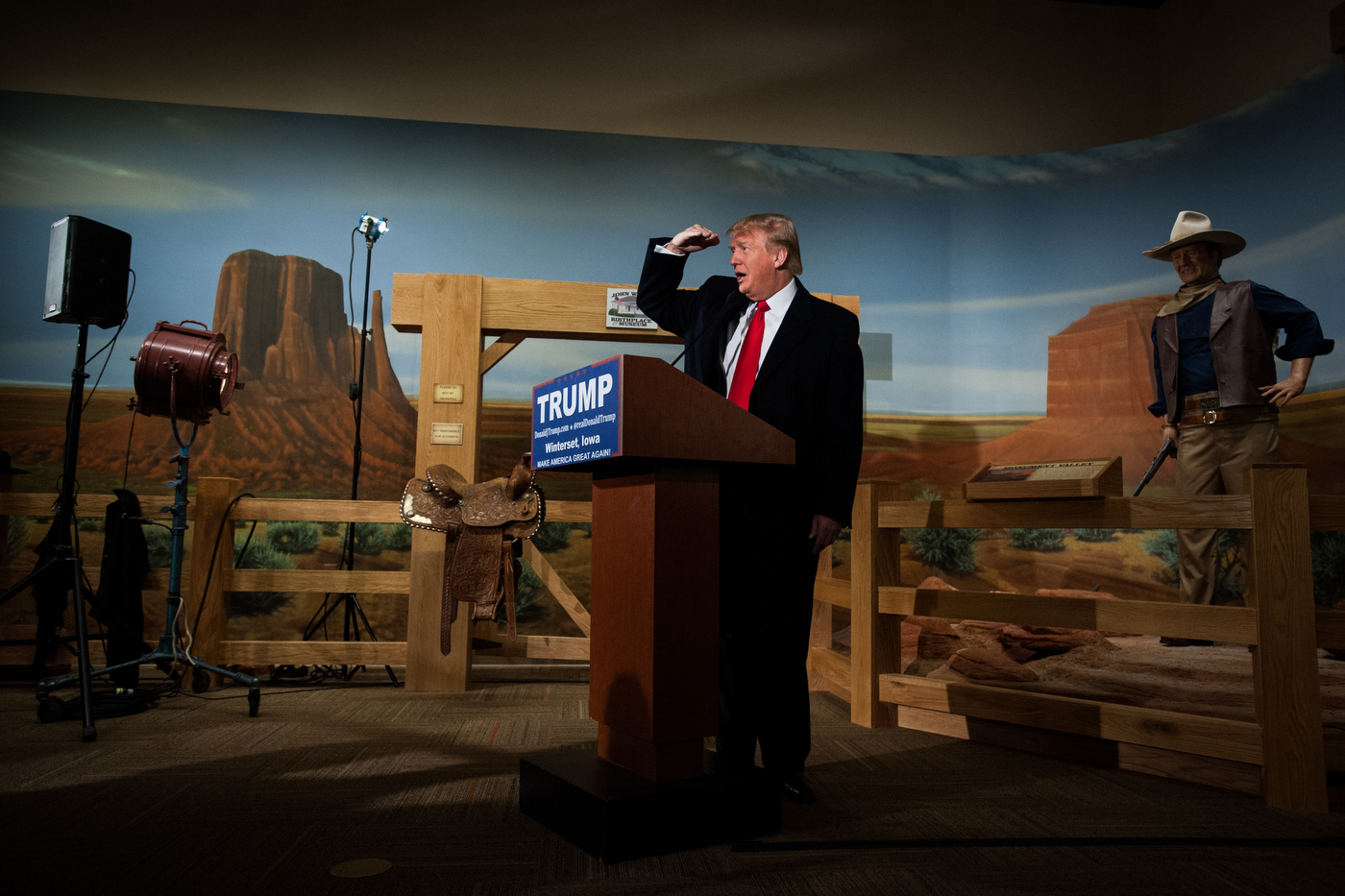  Republican U.S. presidential candidate Donald Trump looks out into the crowd for his Iowa campaign manager while speaking press conference at the John Wayne Birthplace and Museum in Winterset, Iowa on January 19, 2016.  