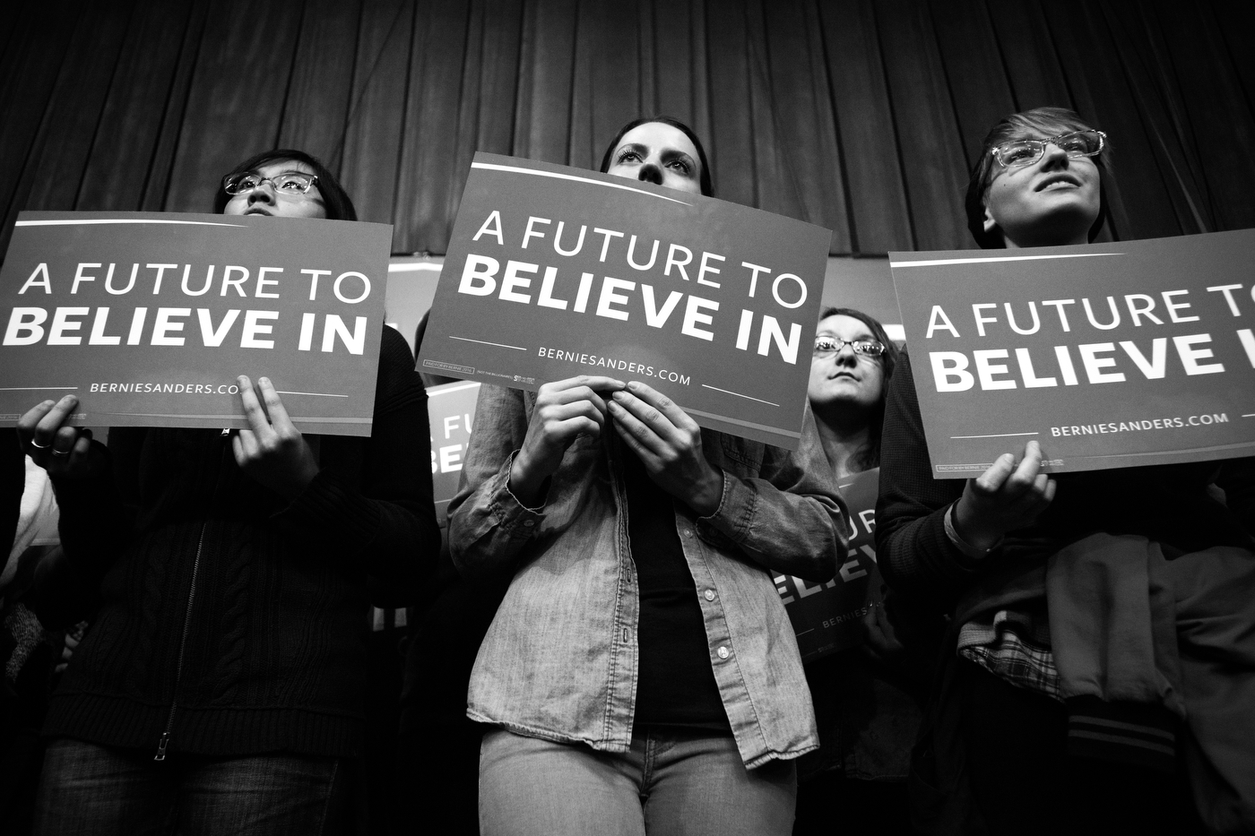  Supporters of Democratic presidential candidate Bernie Sanders listens as he speaks at the University of Wisconsin-Eau Claire in Eau Claire, Wisconsin on April 2. 