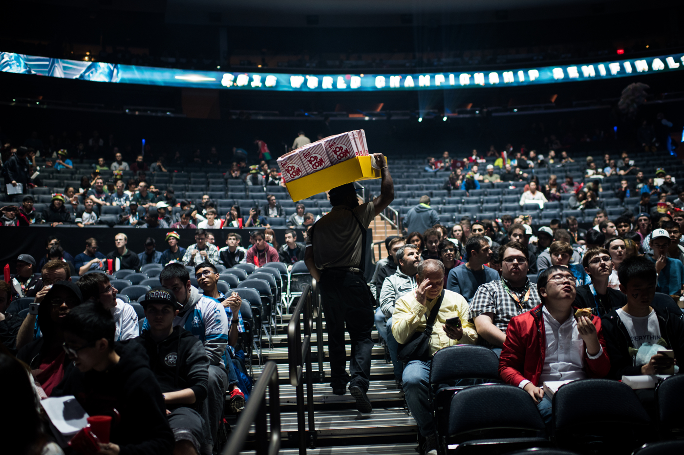  A vendor at Madison Square Garden sells popcorn prior to the Saturday match of the League of Legends World Championship semifinals. 