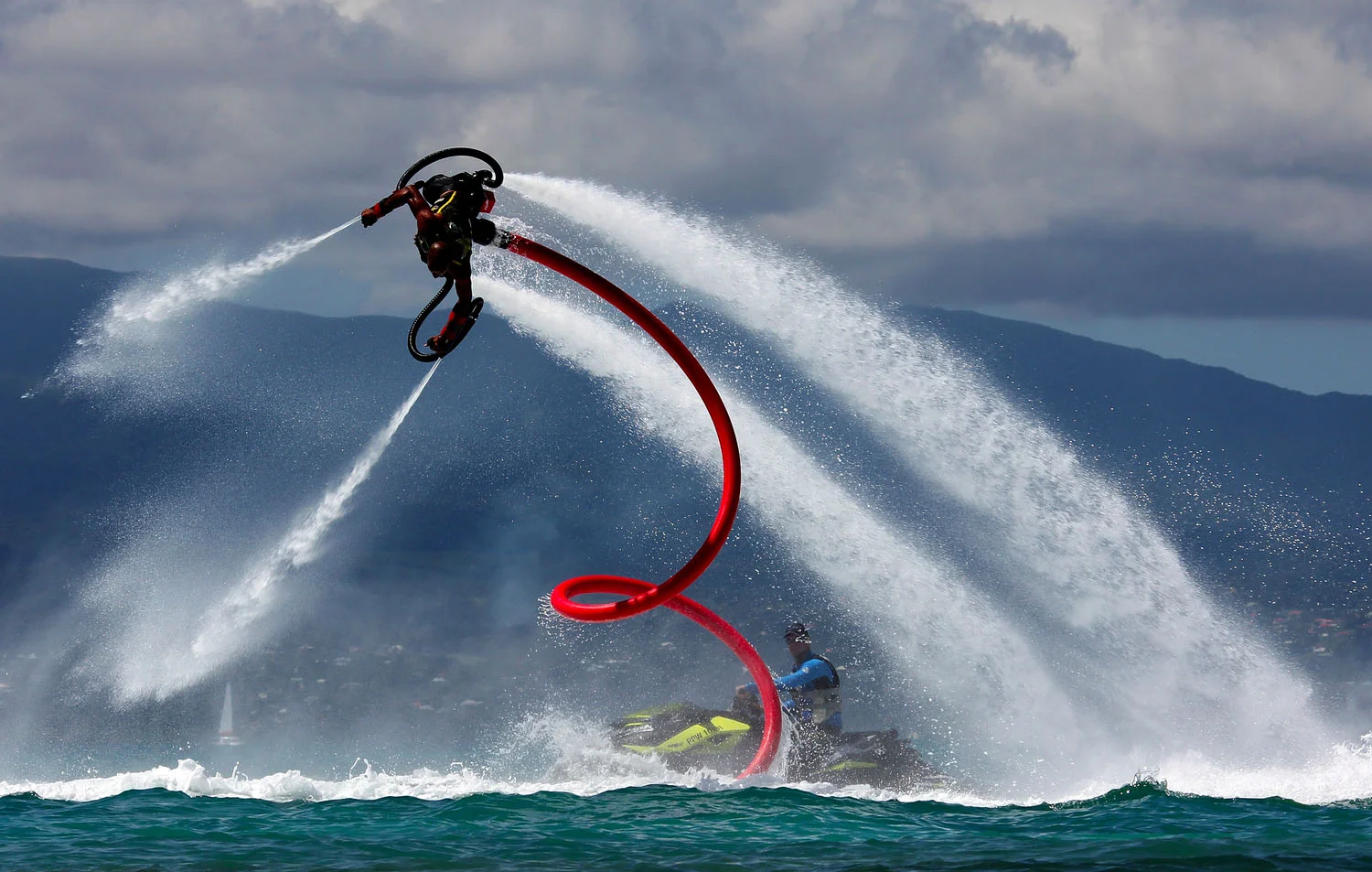 Flyboard-Guadeloupe-Looping2.jpg