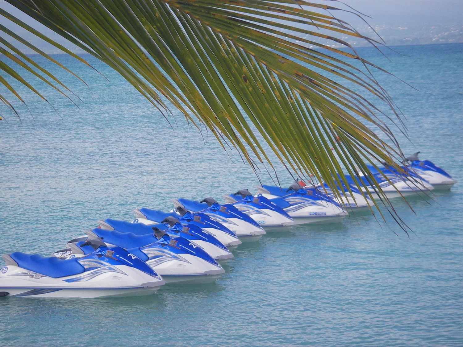 Jet-Skis-Guadeloupe.jpeg
