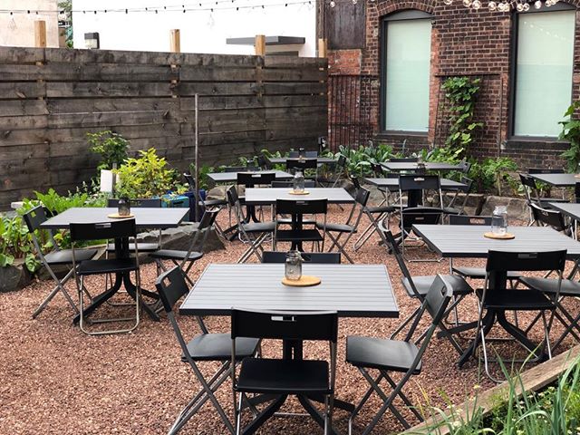 We&rsquo;re waiting for you. Happy Hour all night and perfect weather for bocce. 
#nhv #inwiththeoutside #avantgarden #summer #barfeatures #boccegarden #happyhournhv #cocktailnhv