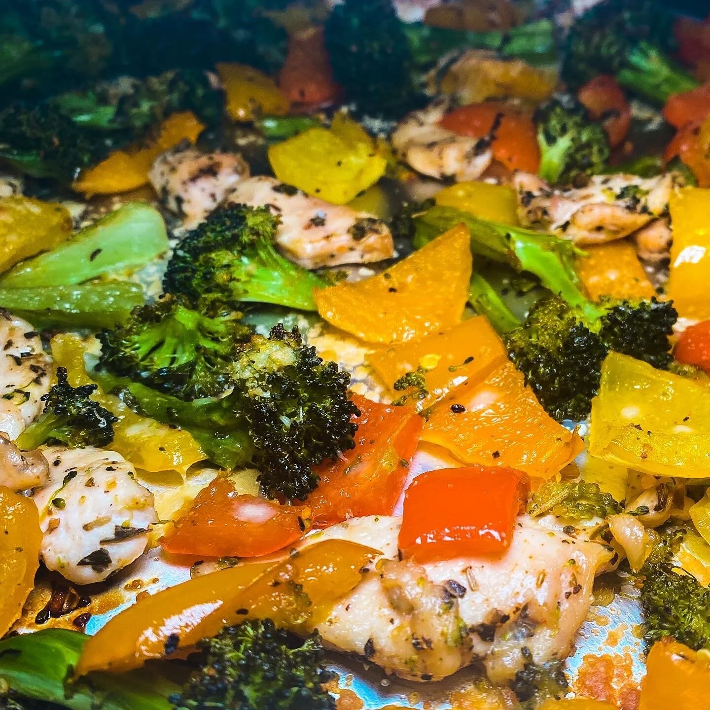 Easy Sheetpan Chicken &amp; Roasted Vegetables