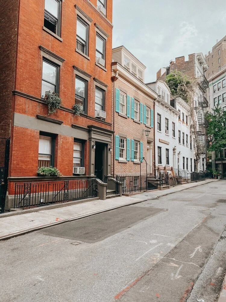 Lifestyle of the Rich and the Faymous