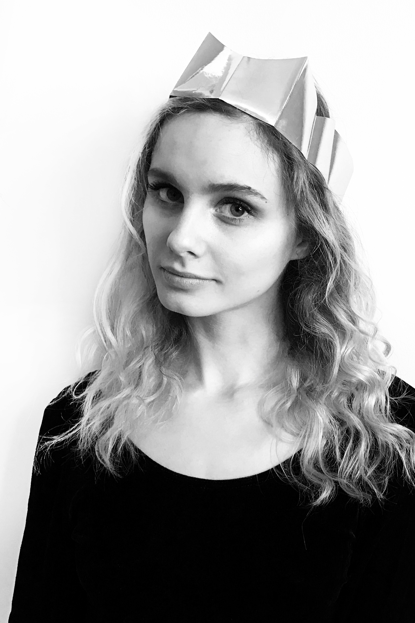 SÁRA