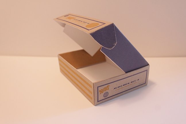 Nerf Retro Box Angle Shot Lid Open.jpg