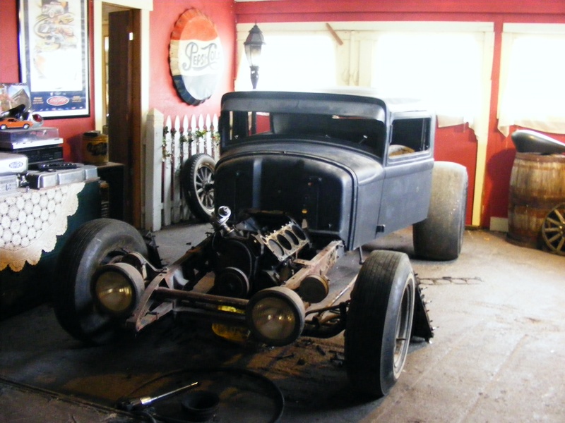 whippet engine teardown.JPG