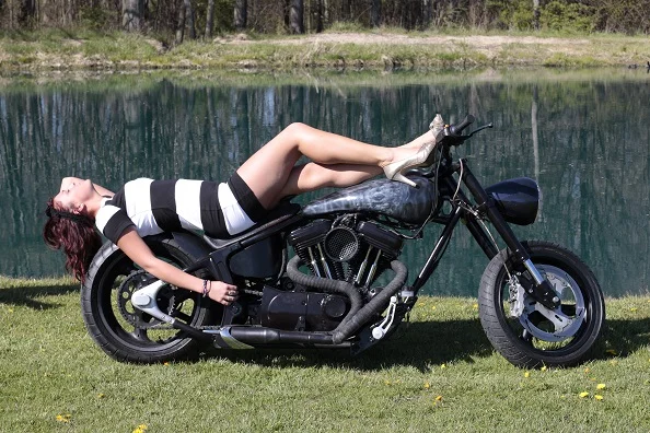 Sam Bike 055.JPG