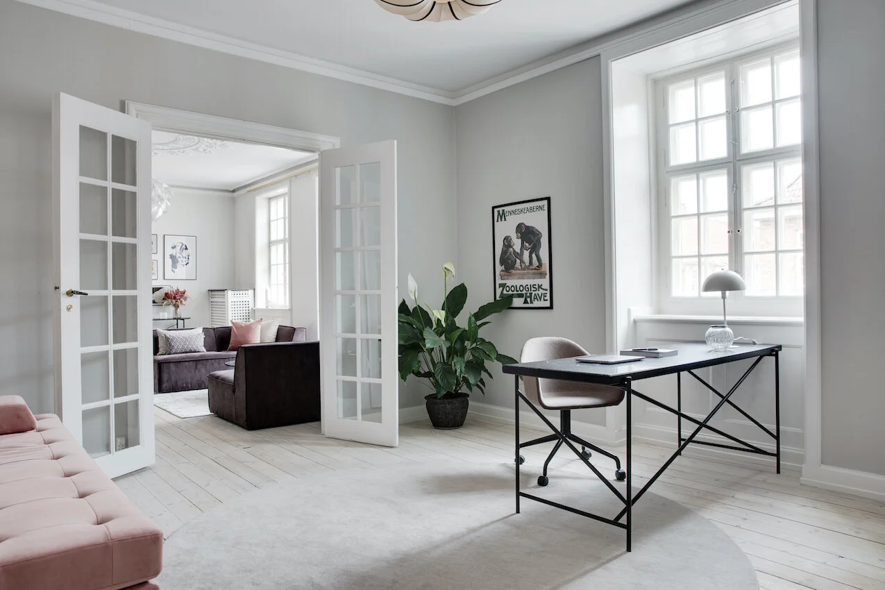 Kanslergade 8, 3th — Anna Reventlow