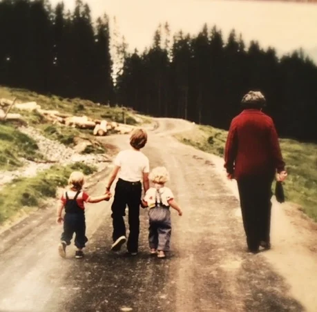Hiking somewhere in Flumserberg with my cousins and Grossmami (I'm the one in the snappy suspenders).