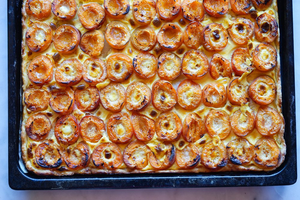 This Cute And Sturdy Sheet Pan Is My New Kitchen Obsession