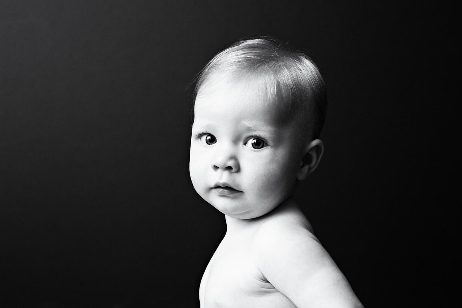 black-and-white-baby-photographer-cambridge.jpg