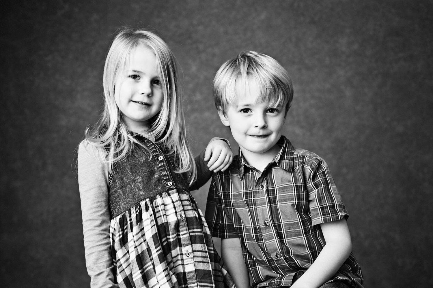 sibling-black-and-white-studio-photography-cambridge.jpg
