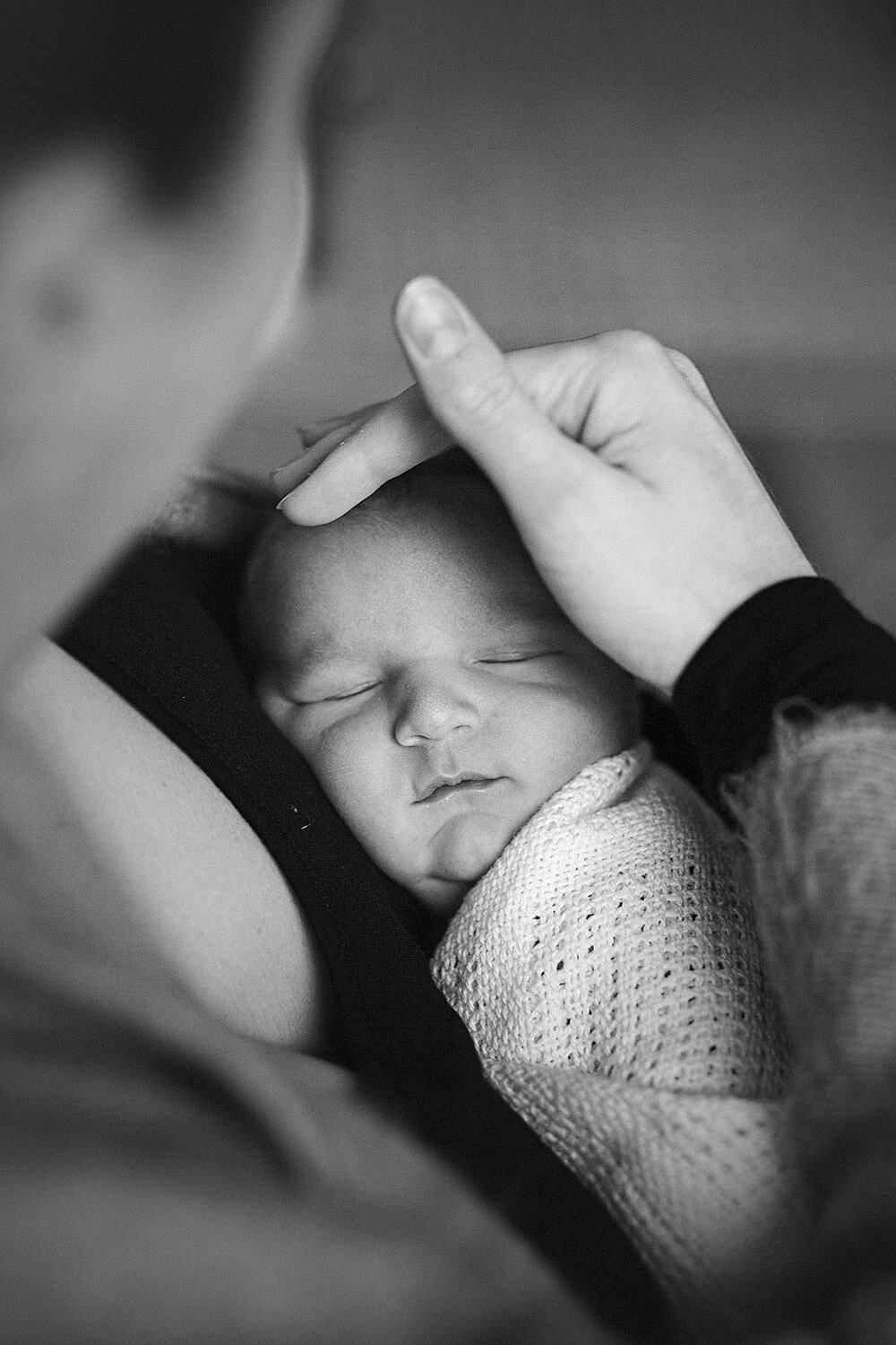 at-home-newborn-baby-photography.jpg