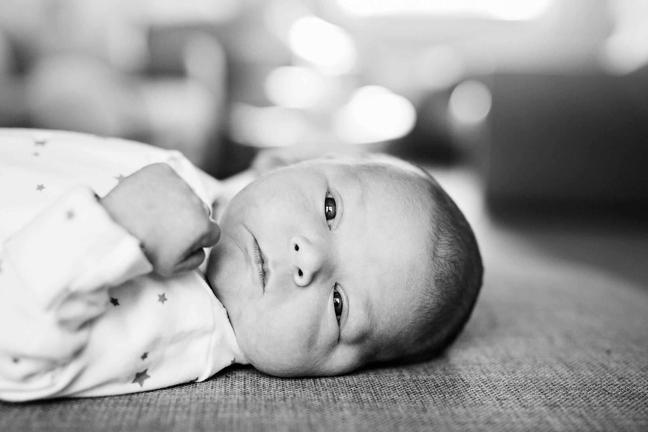 black-and-white-newborn-baby-photography.jpg