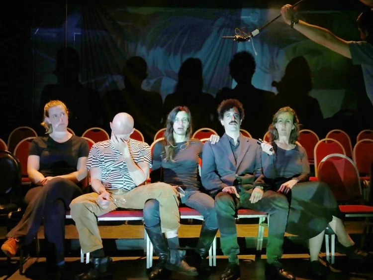 PUBLIKUMSBESCHIMPFUNG+rehearsal+photo+Moses+Gunesch+ft+Starr+Ahrens+Evan+Corcoran+Amanda+Boekelheide+Alex+Reagan+Carla+Grant.jpg
