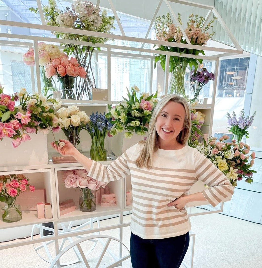 🌸✨ New Blog Post Alert ✨🌸 SHEIN Pop-Up: A Blooming Collaboration! 

Last year I had the pleasure of collaborating with SHEIN to create a stunning floral experience at their Birmingham Bullring pop-up. From vibrant vases filled with pastel-colored f
