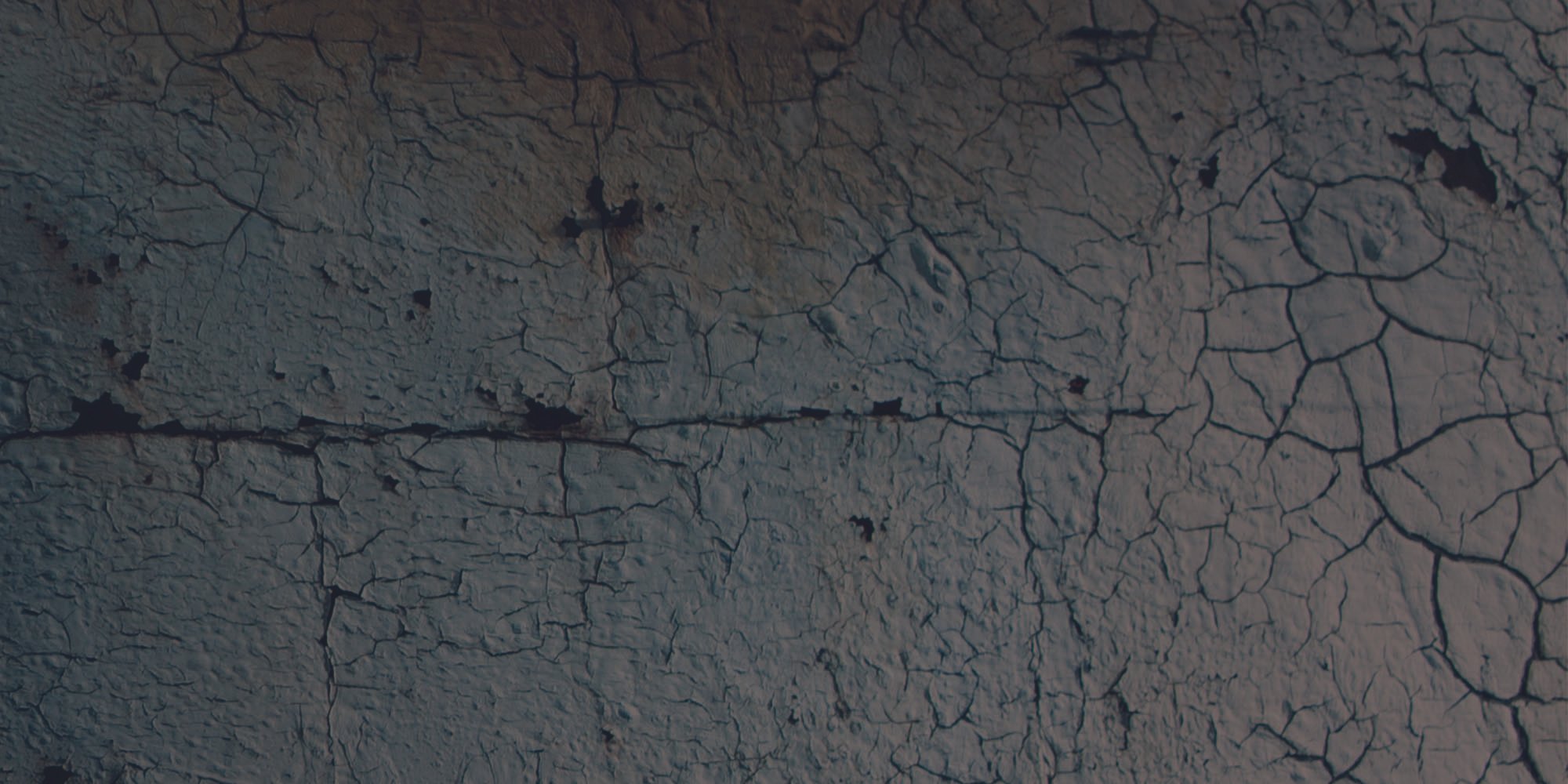 Cracked plaster wall.jpg