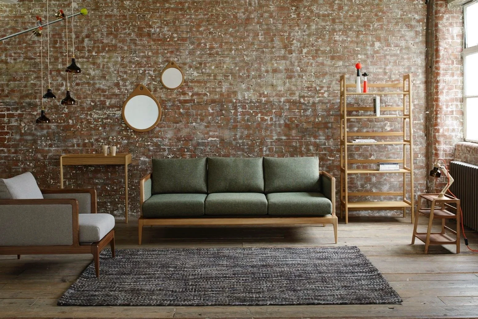 Frame+sofa+and+chair.jpg