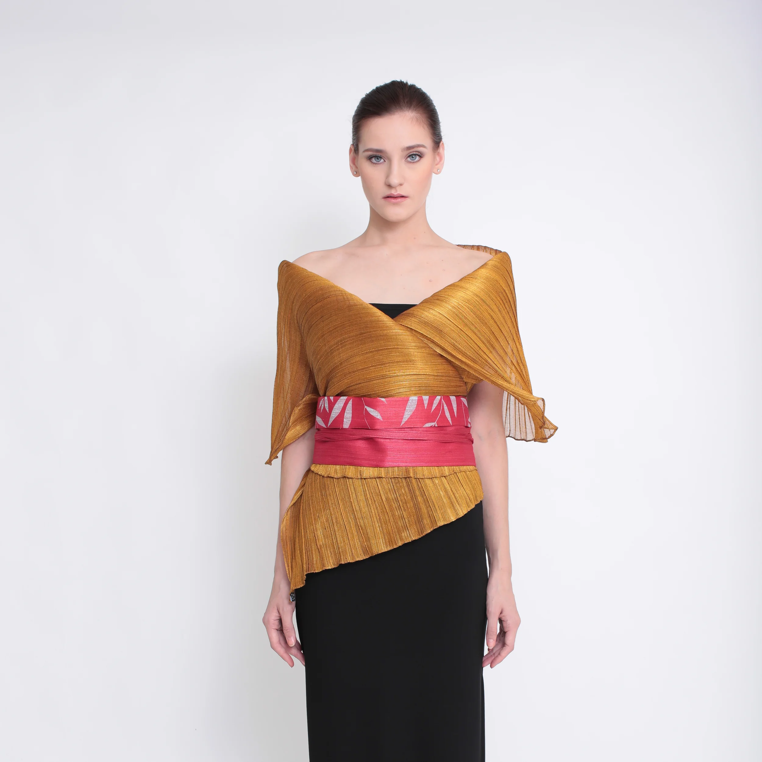 mira lukot-3.jpg