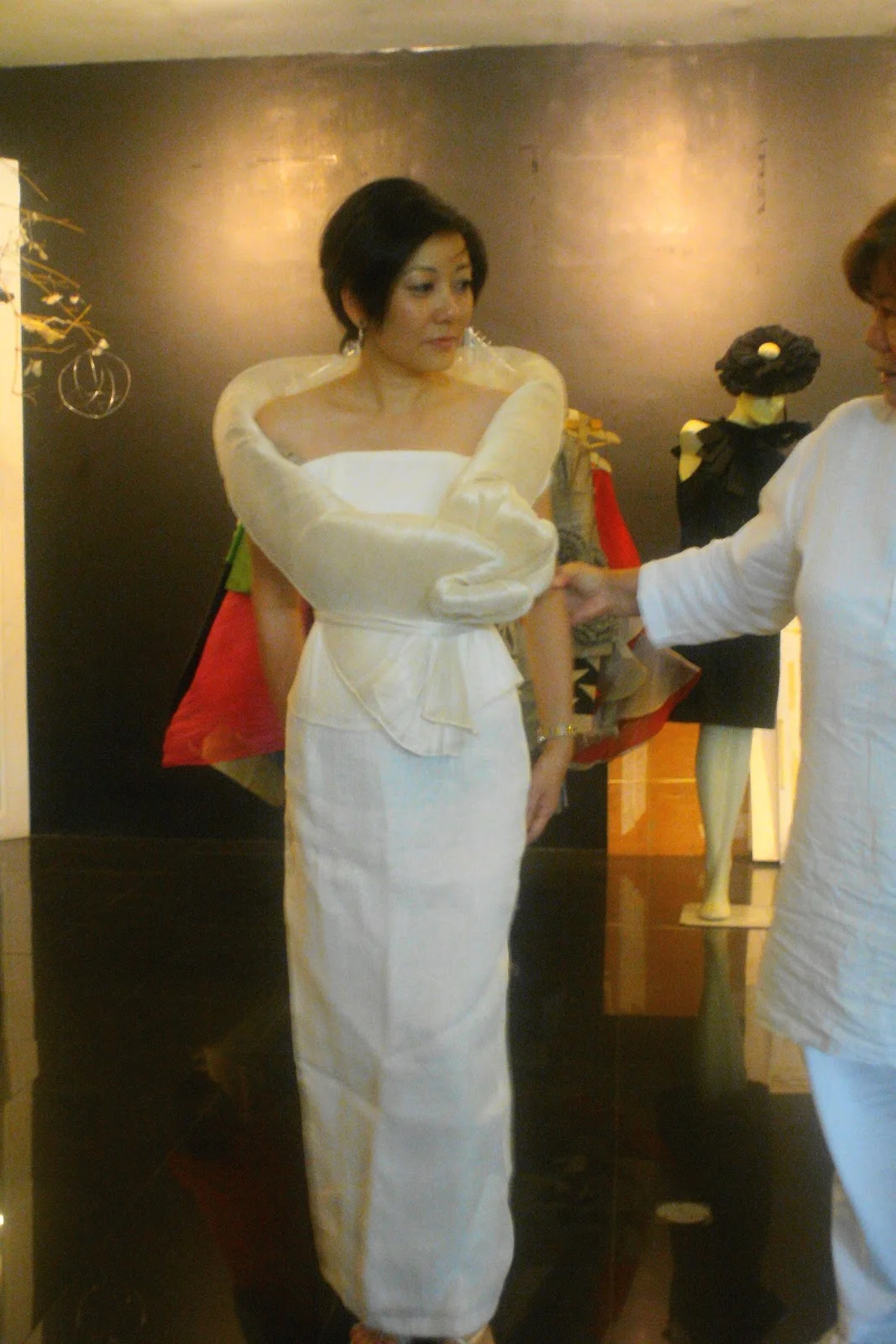 FILIPINO DESIGNER DITA SANDICO’S INDIGENOUS FIBRE CLOTHING