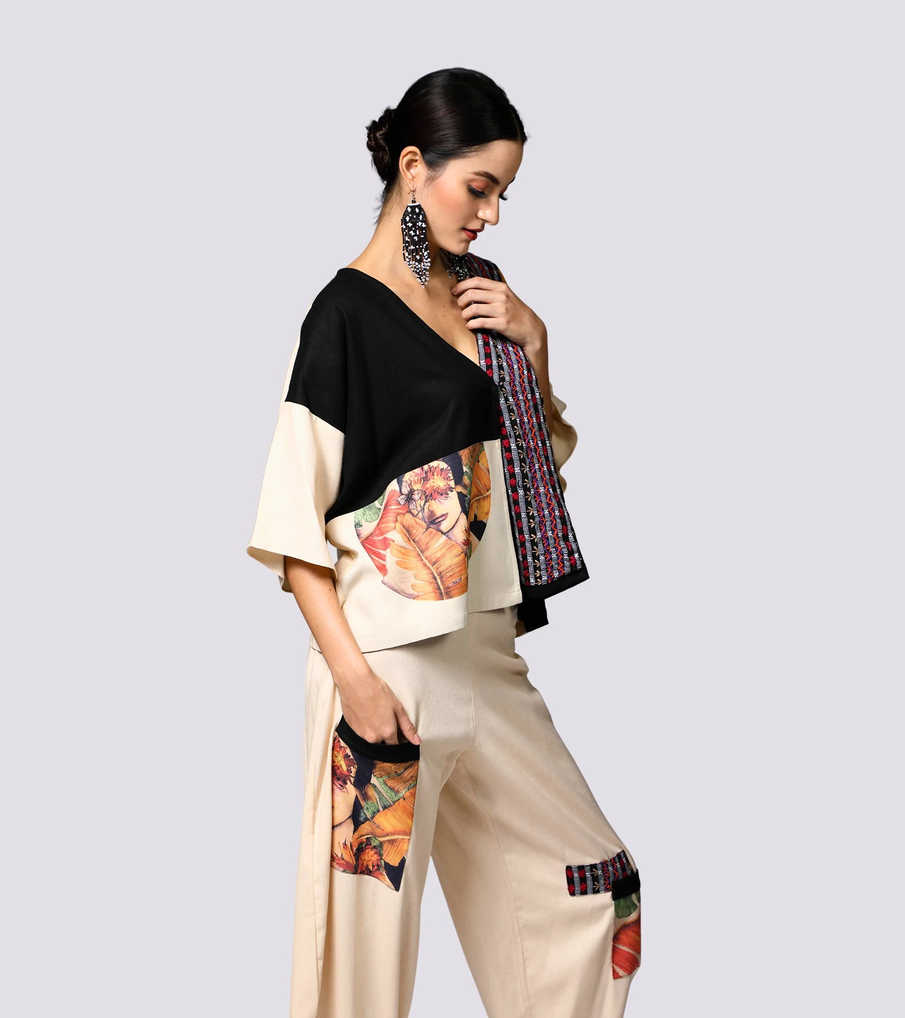 Joggers_DITTA-Painting_Mangyan-1.jpg