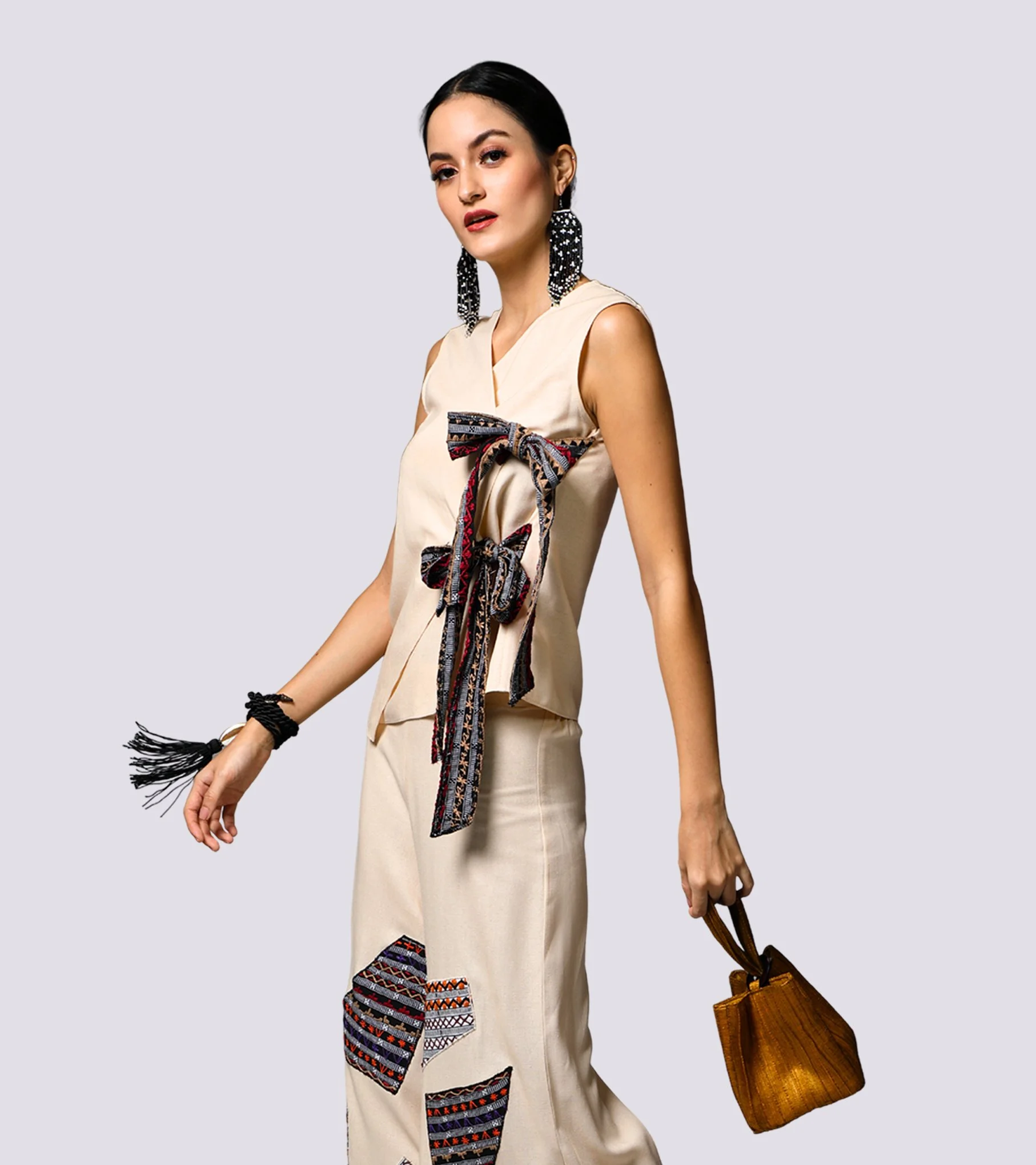 Tie-up_bow_Top-6.jpg