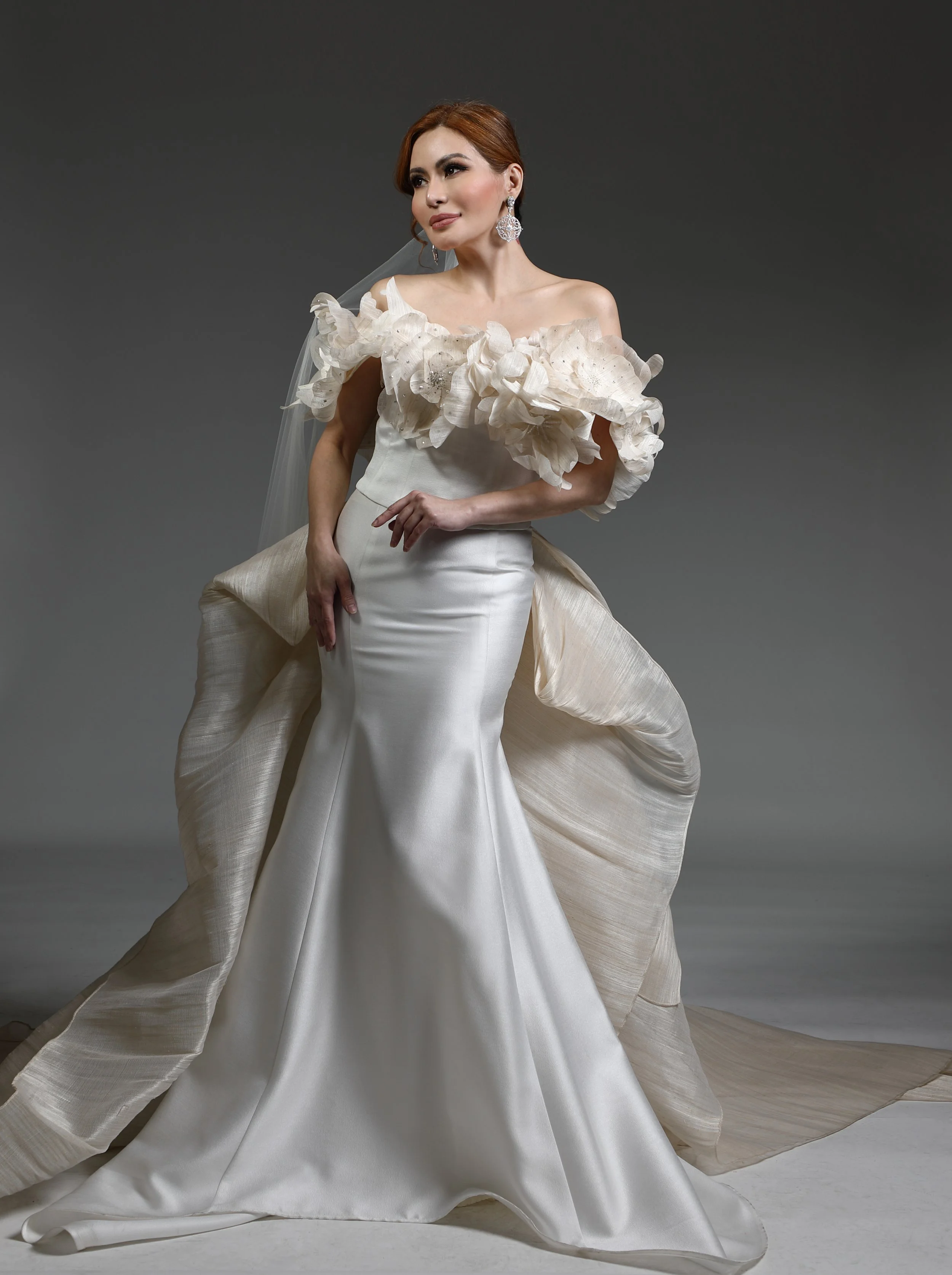 3D Flowers Off-Shoulder Bridal Set with Crystal Stones